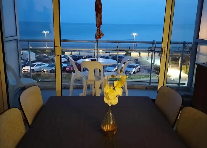 Appartamento 1 à Pour 4 Personnes Proche - Fr-1-323-266