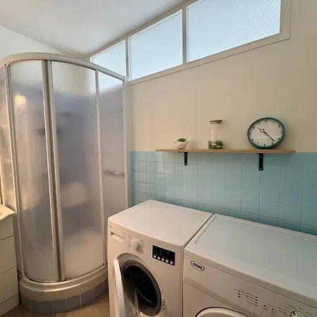 Appartement 1 à Pour 4 Personnes Proche - Fr-1-323-266