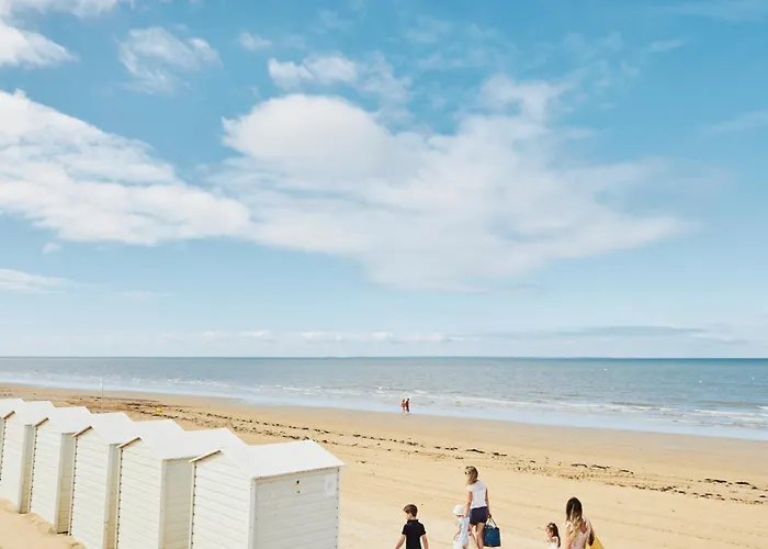 1 A Pour 4 Personnes Proche - Fr-1-323-266 * 생장드몽